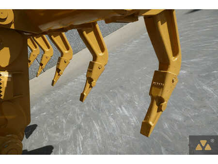 Livellatrici 1996 Caterpillar 140H (11)