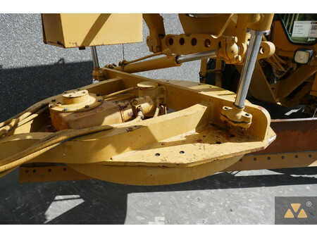 Livellatrici 1996 Caterpillar 140H (14)