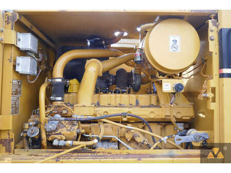 Livellatrici 1996 Caterpillar 140H (18)