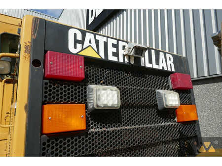 Livellatrici 1996 Caterpillar 140H (30)
