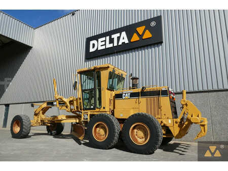 Livellatrici 1996 Caterpillar 140H (8)