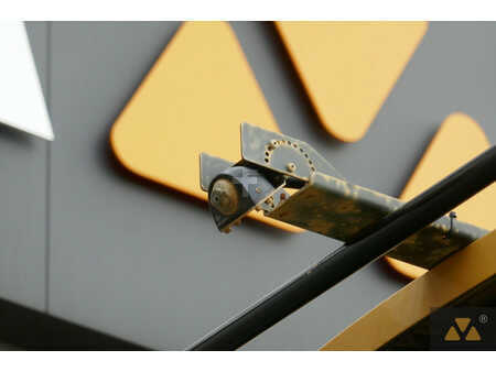 Kolové nakladače 2021 Caterpillar 980M (28)