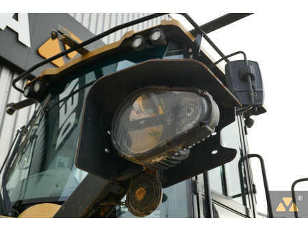 Kolové nakladače 2021 Caterpillar 980M (36)