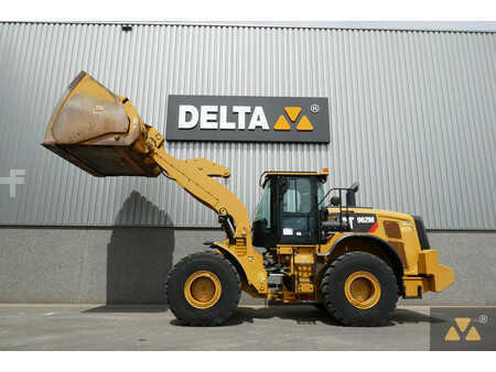 Ładowarki kołowe 2020 Caterpillar 962M (10)