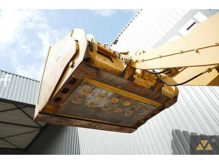 Ładowarki kołowe 2020 Caterpillar 962M (17)