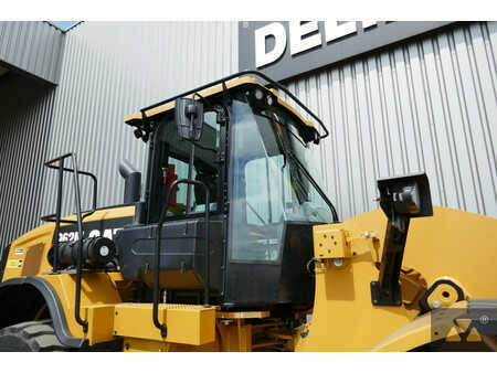 Ładowarki kołowe 2020 Caterpillar 962M (25)