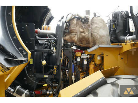 Ładowarki kołowe 2020 Caterpillar 962M (38)