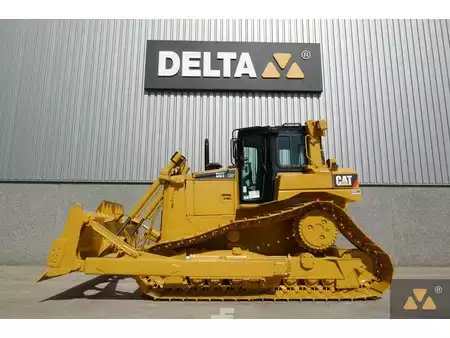 Bulldozer 2011 Caterpillar D6T LGP (1)