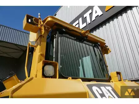 Bulldozer 2011 Caterpillar D6T LGP (16)