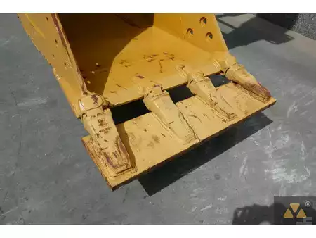 Excavadoras de cadenas 2015 Caterpillar 320ELRR (10)
