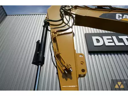 Excavadoras de cadenas 2015 Caterpillar 320ELRR (12)