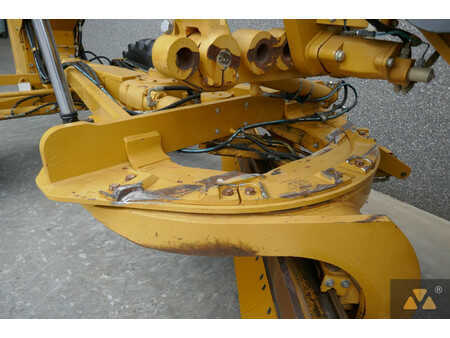 Livellatrici 2011 Caterpillar 140M2 (14)