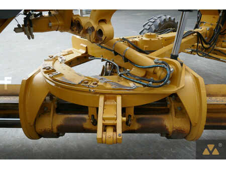 Livellatrici 2011 Caterpillar 140M2 (17)