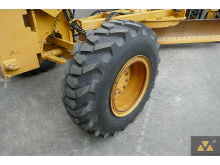 Livellatrici 2011 Caterpillar 140M2 (27)