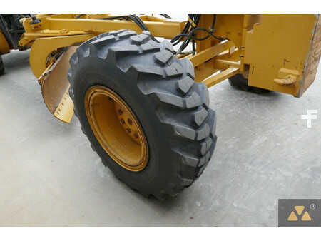 Livellatrici 2011 Caterpillar 140M2 (28)