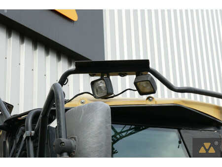 Livellatrici 2011 Caterpillar 140M2 (33)