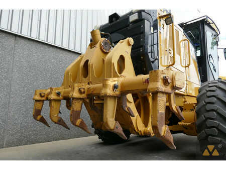 Livellatrici 2011 Caterpillar 140M2 (9)