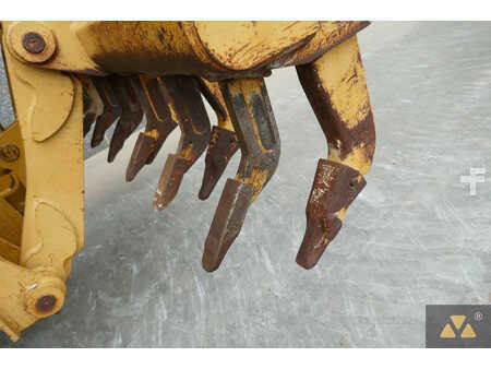 Livellatrici 2011 Caterpillar 120M (11)