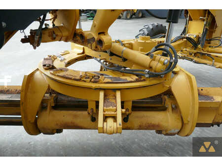 Livellatrici 2011 Caterpillar 120M (17)