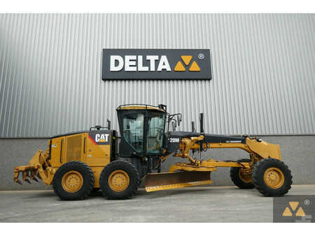 Livellatrici 2011 Caterpillar 120M (2)