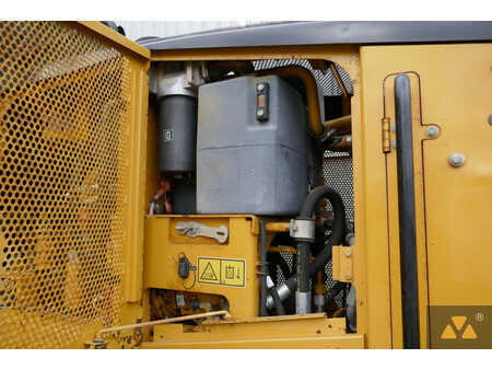 Livellatrici 2011 Caterpillar 120M (24)