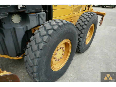 Livellatrici 2011 Caterpillar 120M (26)