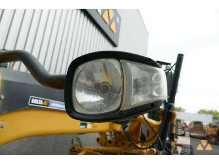 Livellatrici 2011 Caterpillar 120M (30)