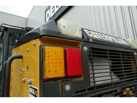 Livellatrici 2011 Caterpillar 120M (31)