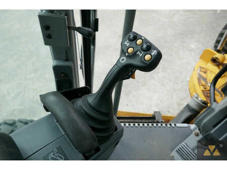 Livellatrici 2011 Caterpillar 120M (35)