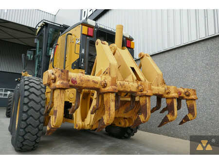 Livellatrici 2011 Caterpillar 120M (6)