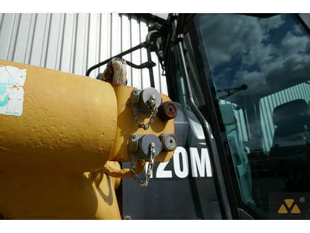 Livellatrici 2008 Caterpillar 120M (20)