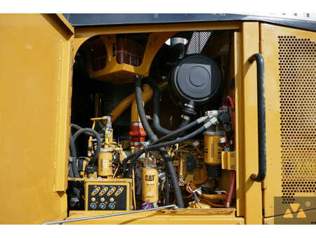 Livellatrici 2008 Caterpillar 120M (25)