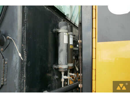 Livellatrici 2008 Caterpillar 120M (27)