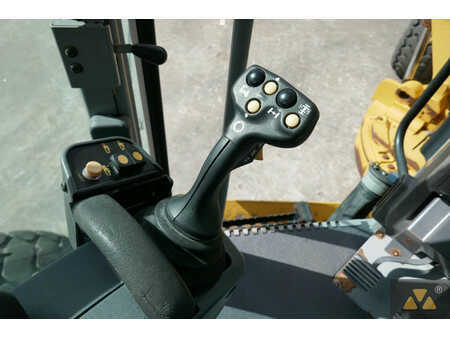 Livellatrici 2008 Caterpillar 120M (39)