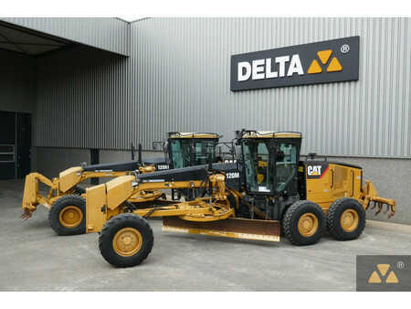 Livellatrici 2008 Caterpillar 120M (8)