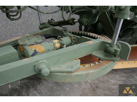 Osztályosok 2007 Caterpillar 130G Ex-army (14)