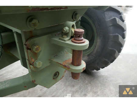 Osztályosok 2007 Caterpillar 130G Ex-army (33)