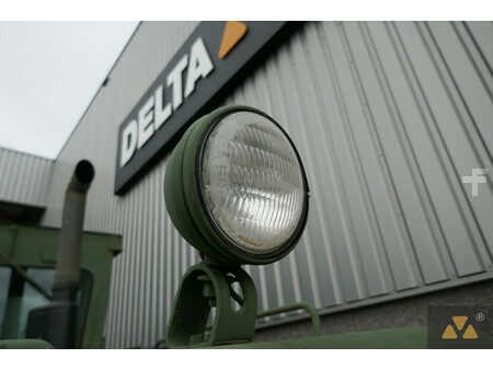 Osztályosok 2007 Caterpillar 130G Ex-army (37)