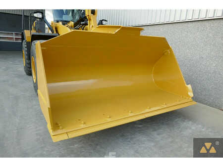 Ładowarki kołowe 2016 Caterpillar 966M (12)