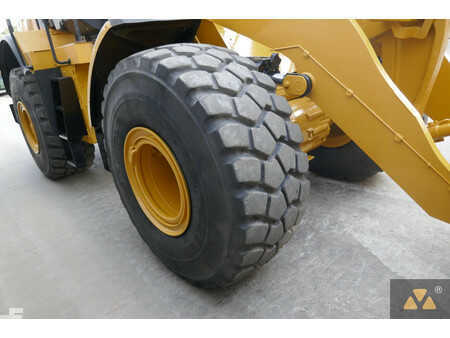 Ładowarki kołowe 2016 Caterpillar 966M (26)