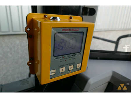 Ładowarki kołowe 2016 Caterpillar 966M (36)