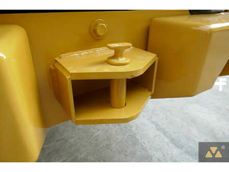 Ładowarki kołowe 2016 Caterpillar 966M (38)