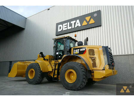 Ładowarki kołowe 2016 Caterpillar 966M (4)