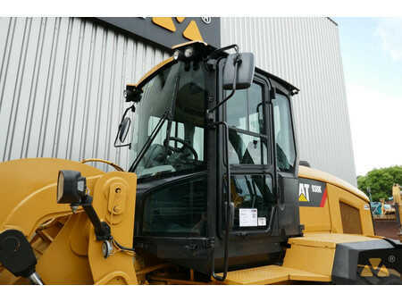 Kolové nakladače 2014 Caterpillar 938K (12)