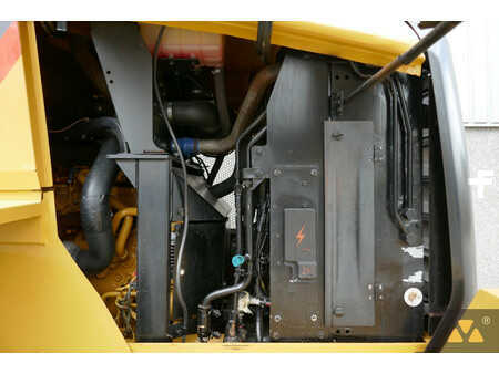 Kolové nakladače 2014 Caterpillar 938K (30)