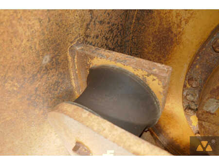 Single drum compactors 2009 Caterpillar CP76 (22)