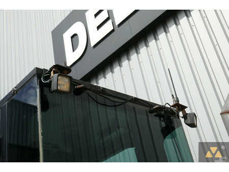 Single drum compactors 2009 Caterpillar CP76 (27)