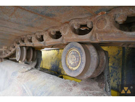 Telaketjupuskutraktorit 2008 Komatsu D65PX-15EO (25)