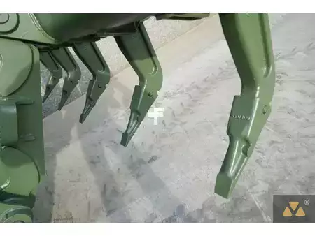 Grejdry 2007 Caterpillar 130G Ex-army (11)