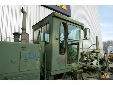 Grejdry 2007 Caterpillar 130G Ex-army (24)